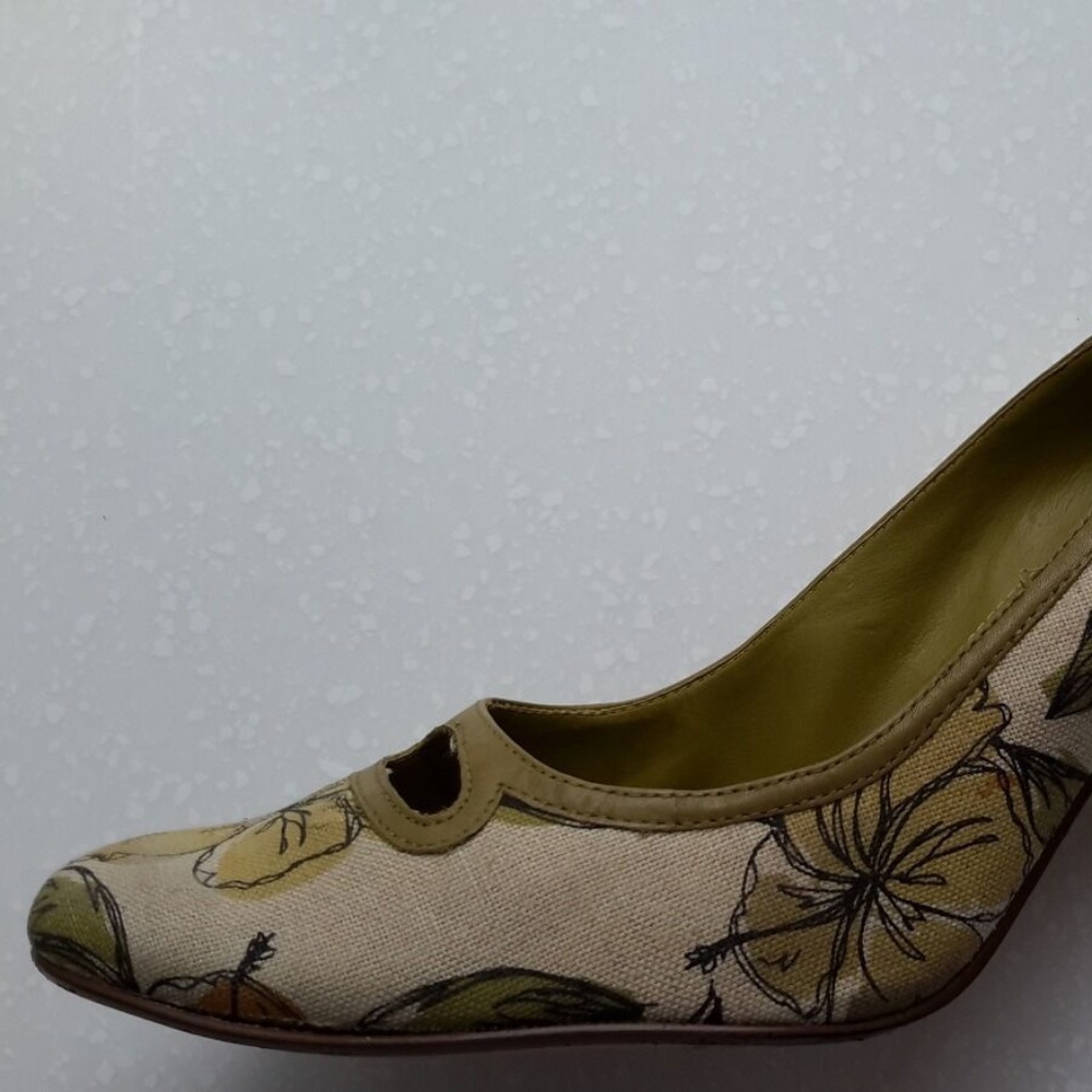 Nine West High Heel Multicolor Shoes Size 8.5